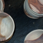 blank-wooden-bowls-awaiting-batik
